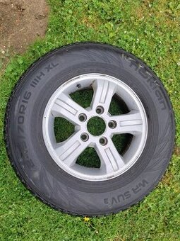 Elektron na Kiu Sorento.