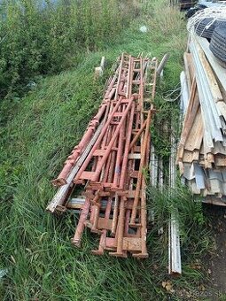 Kúpim haky/haki lešenie