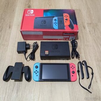 Nintendo Switch – kompletné balenie + hra Minecraft