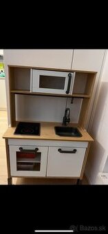 Detská drevená kuchynka IKEA