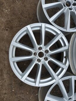 sada originálních alu kol Volkswagen 5x112