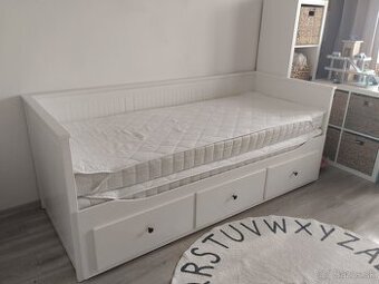 IKEA hemnes posteľ aj s matracmi