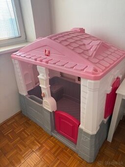 Zahradny domcek pre deti