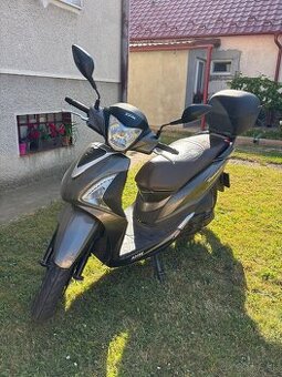 Skúter Sym Symphony ST 125