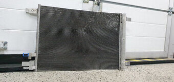 chladič klimatizácie superb IV