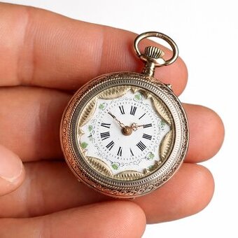 Starožitné celostrieborné dámské kapesní hodinky