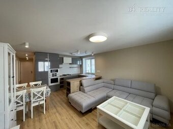 3 izbový byt, kompletná rekonštrukcia, 83 m2, Inovecká ul., 