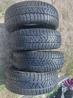 Zimne pneu 215/70R16 PIRELLI SCORPION