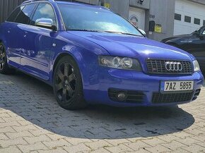 Audi S4 4.2 V8 / RS Blue perleť / 253 KW / Manuál. - 1