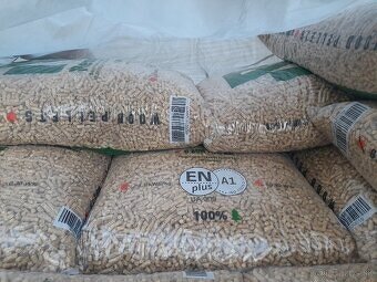 predam pelety/peletky borovicove ENplus A1