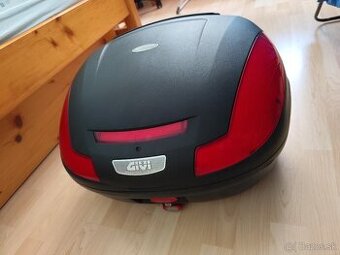 Kufor na motorku