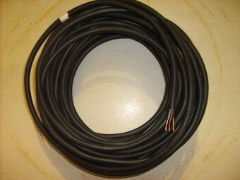 Cyky kabel.