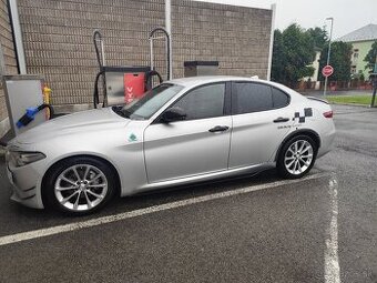 Giulia