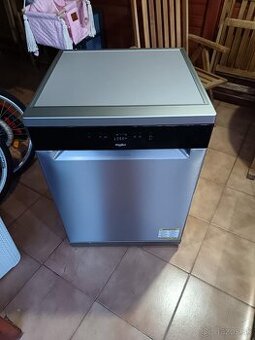Umývačka riadu Whirlpool