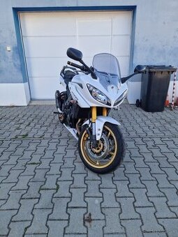 Yamaha FZ8 Fazer