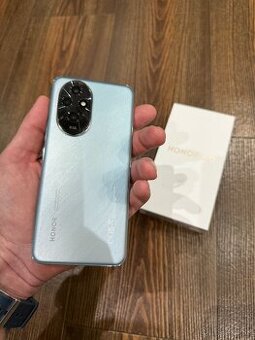 Honor 200