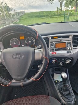 Kia rio 1.4i benzin