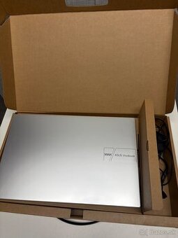 ASUS Vivobook X1504V - komplet nový
