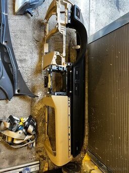 Predám palubnú dosku Volkswagen Passat b6