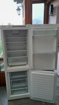 PREDÁM - Chladnička s mrazničkou BOSCH