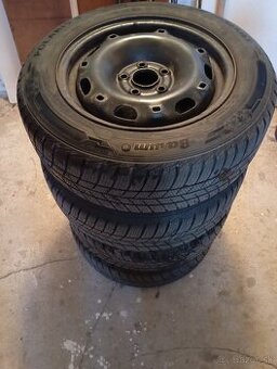 Predám 4 ks zimných pneumatík Barum 185/60 R14