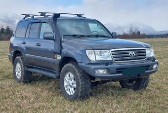 Toyota Land Cruiser 100