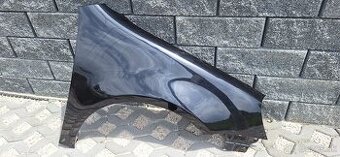 Blatník VW Golf 5 hatchback pravý predný čierny