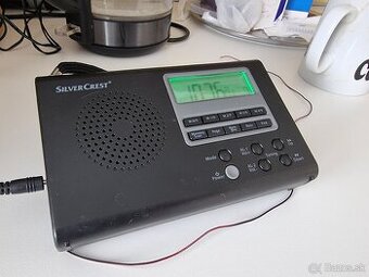 Rádio, Budík, kalendár, veľa funkcií, kvalitný čistý a neple