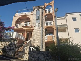 Chorvátsko, Apartmánový som so 6 apartmánmi na ostrove Čiovo