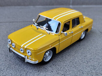 17 cm Renault 8 v mierke 1:24 -------- KOVOVÝ, NOVÝ