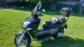 Yamaha Versity VP 300