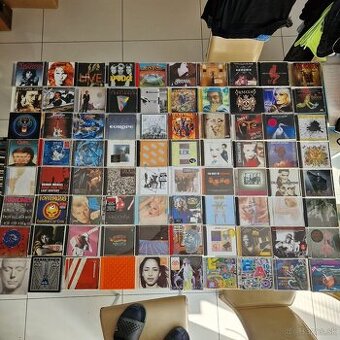 CD-čka...DOORS,POLICE,BOSTON,SANTANA,ELO,TESLA....