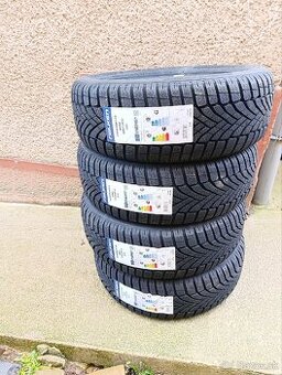 205/55 R16 zimné pneumatiky Falken