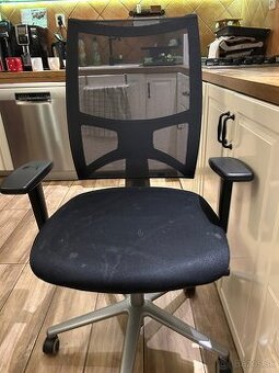 Kancelárska stolička