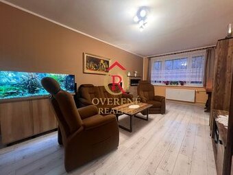 Na predaj priestranný 3,5-izbový byt s dvoma loggiami – Bans - 1