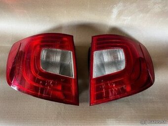 Zadné svetla škoda superb 2 Combi