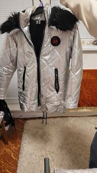 Zimná zateplená bunda