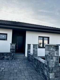 4 - izbový BUNGALOV  NOVOSTAVBA