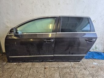 Predám DVERE NA VOLKSWAGEN PASSAT B6 3C LC8Z