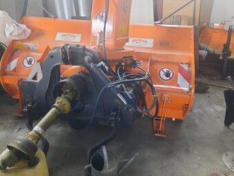 Na predaj snehová fréza