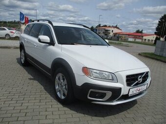 Volvo XC70 2,4D5 120KW Momentum Man. AWD 2012 DPH