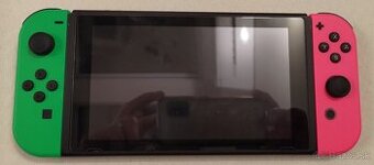 Nintendo switch + 2 extra joycony + CRKD NITRO DECK