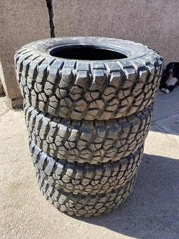 BF Goodrich M/T 255/75R17