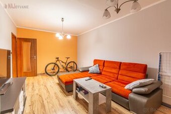 PRIESTRANNÝ 2i 68m2 + LOGGIA na sídlisku ROVEŇ