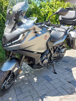 Honda NT 1100
