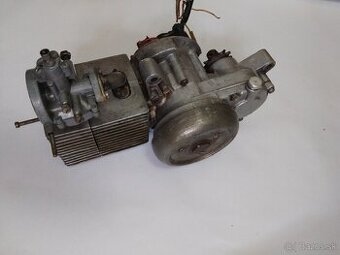 BABETTA 207 - MOTOR + KARBURÁTOR