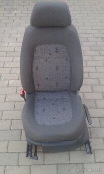 Vodičova sedačka,zásterky,kúrenie a iné-Škoda Fabia 1
