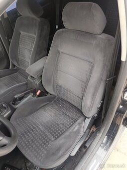 Volkswagen Passat B5.5 sedačky - 1