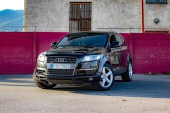 Audi Q7 3.0TDI quattro tiptronic