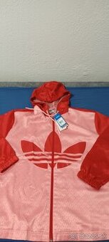 Bunda zn.adidas veľkosť M/L len 15 euro. NOVÁ